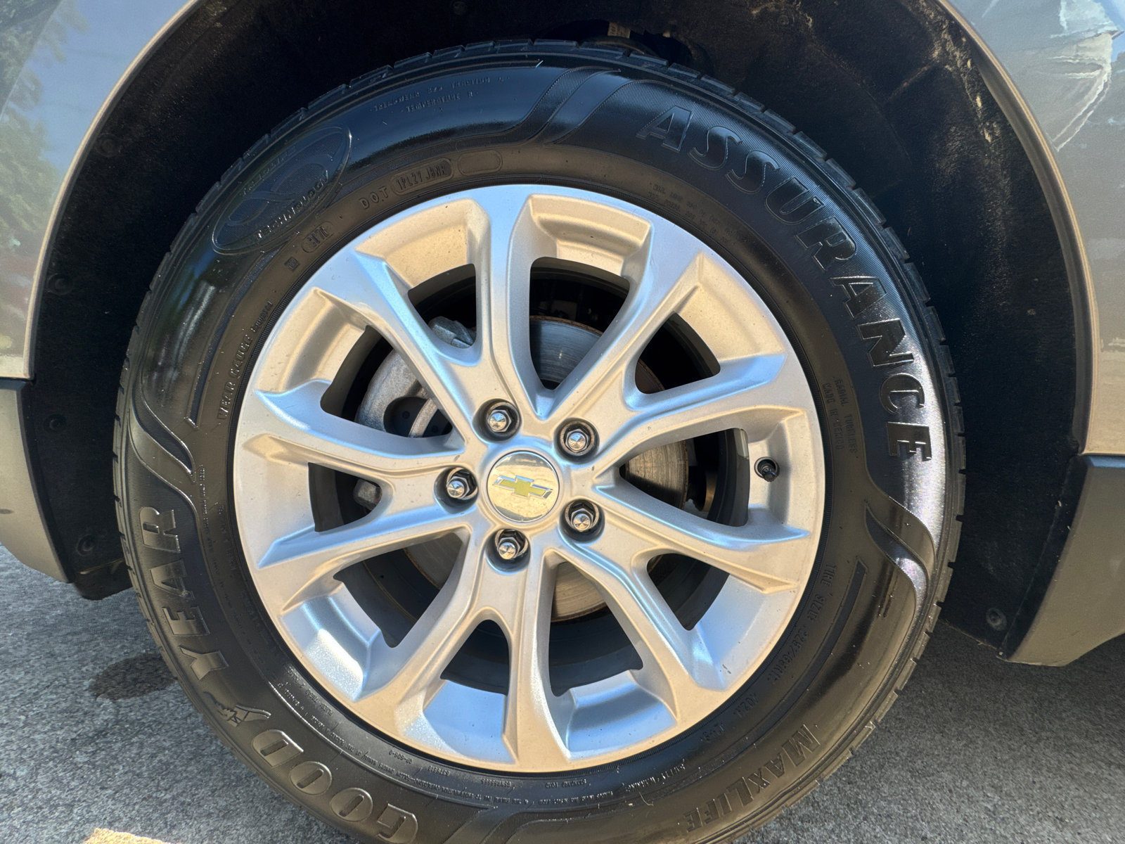 Used 2019 Chevrolet Equinox LT FWD image 13