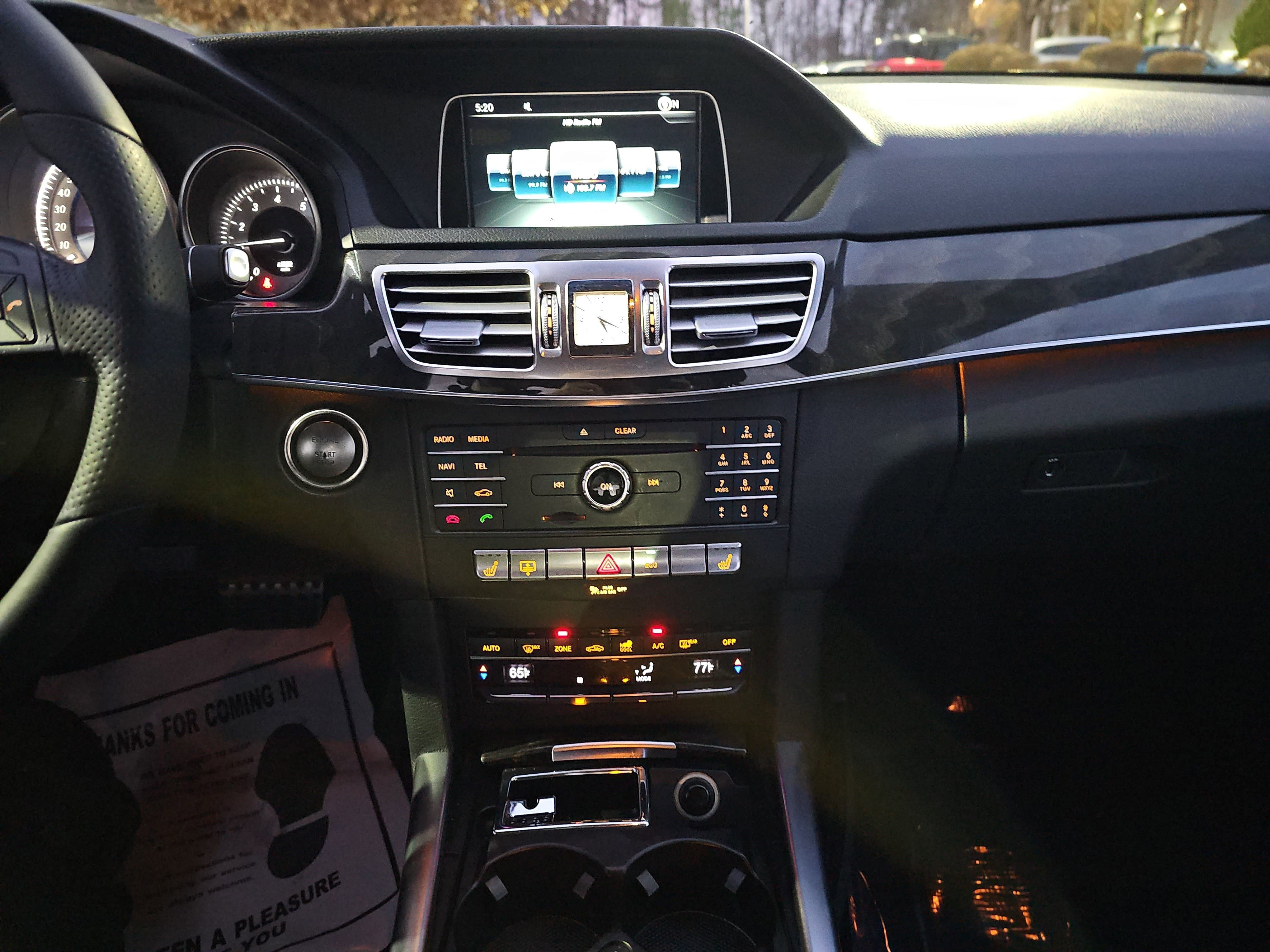 Used 2016 Mercedes-Benz E 350 Sedan image 21