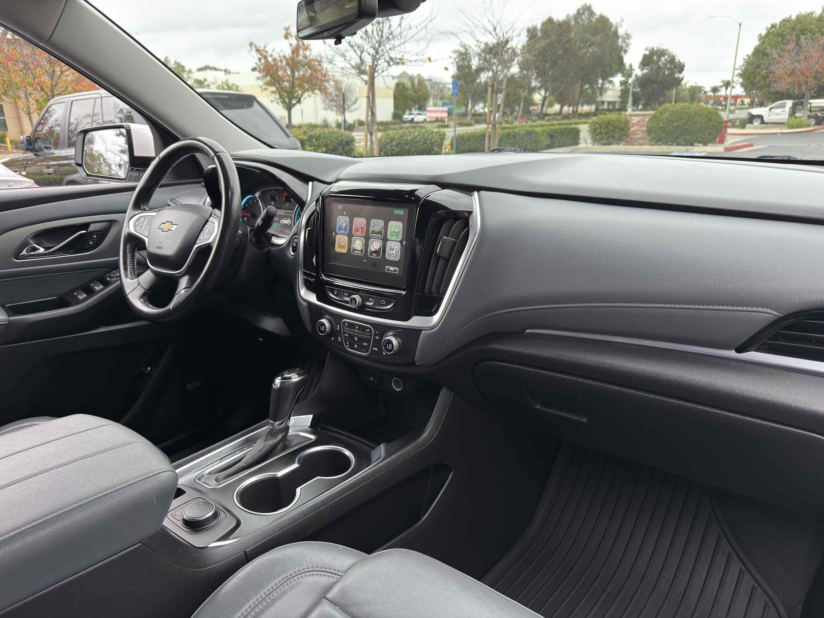 Used 2019 Chevrolet Traverse LT w/ LT Premium Package image 57