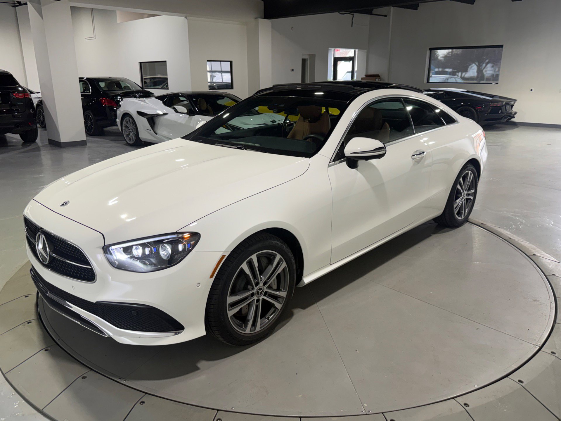 Used 2023 Mercedes-Benz E 450 4MATIC Coupe image 3