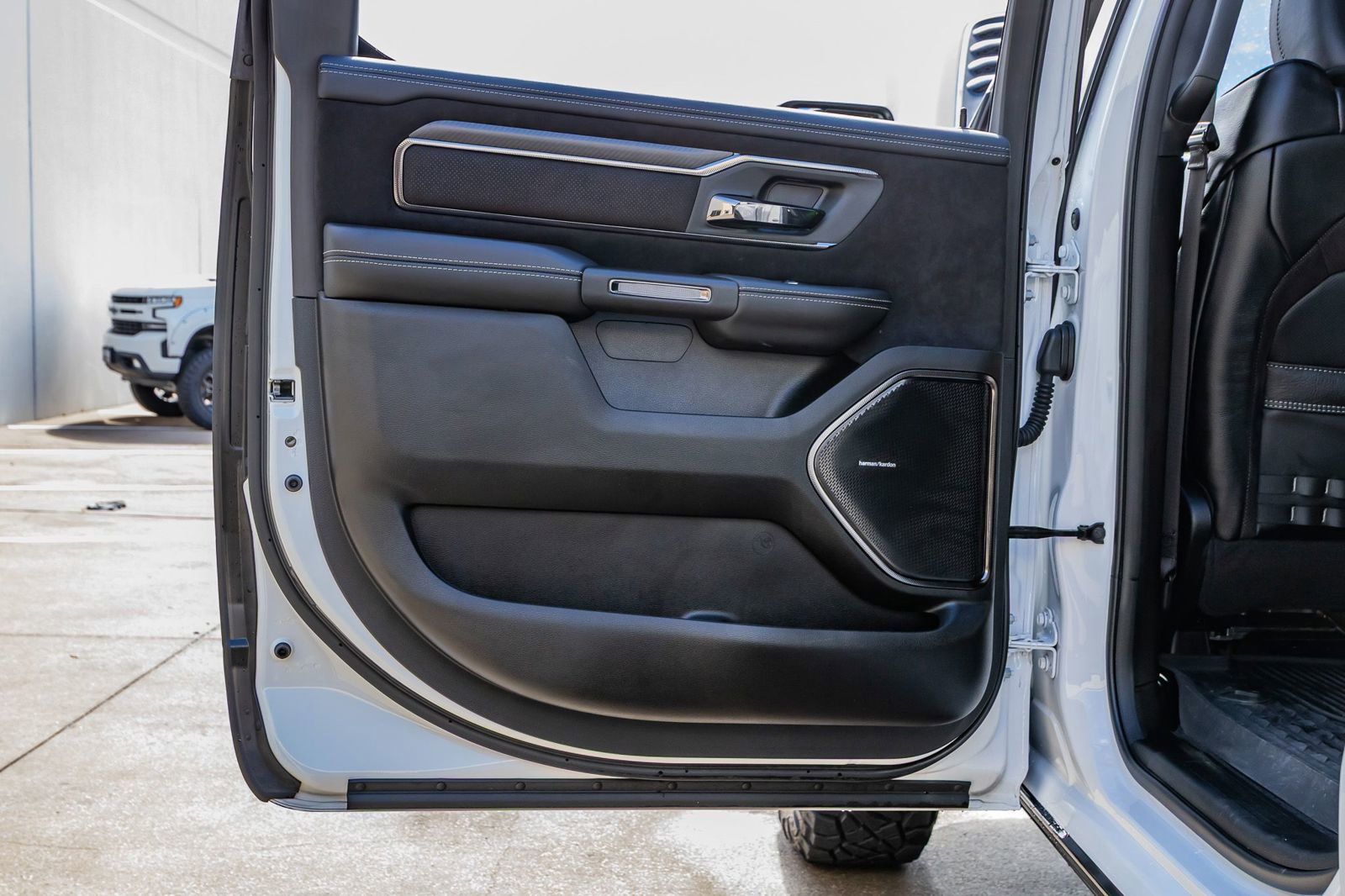 Used 2025 RAM 1500 RHO w/ RHO Level 1 Equipment Group image 38