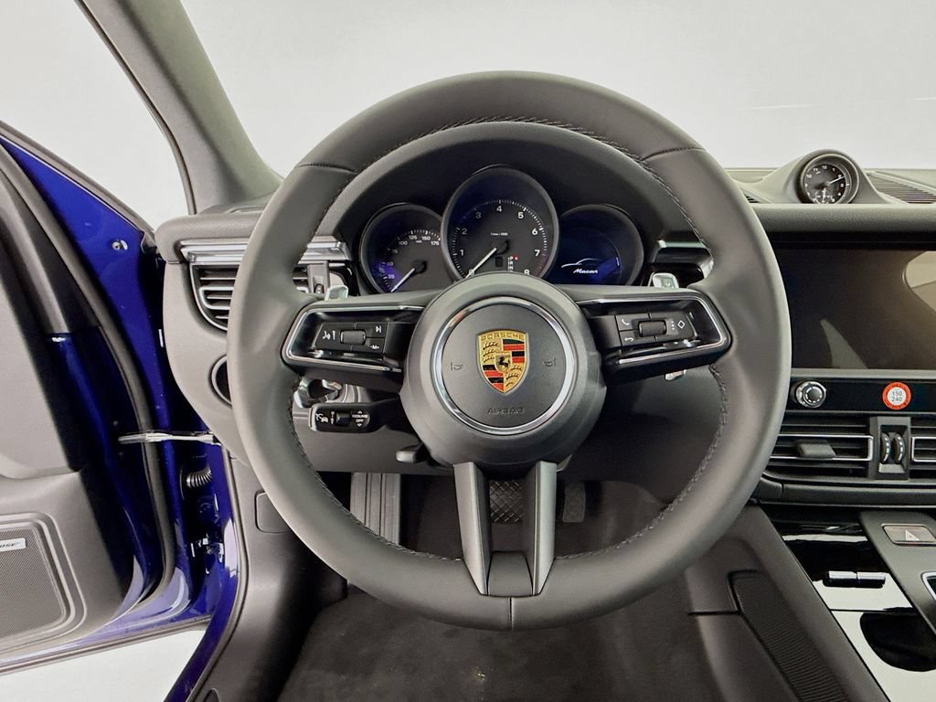 New 2026 Porsche Macan AWD/4WD image 15