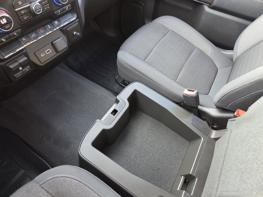 Used 2019 Chevrolet Silverado 1500 LT w/ Texas Edition RWD image 28