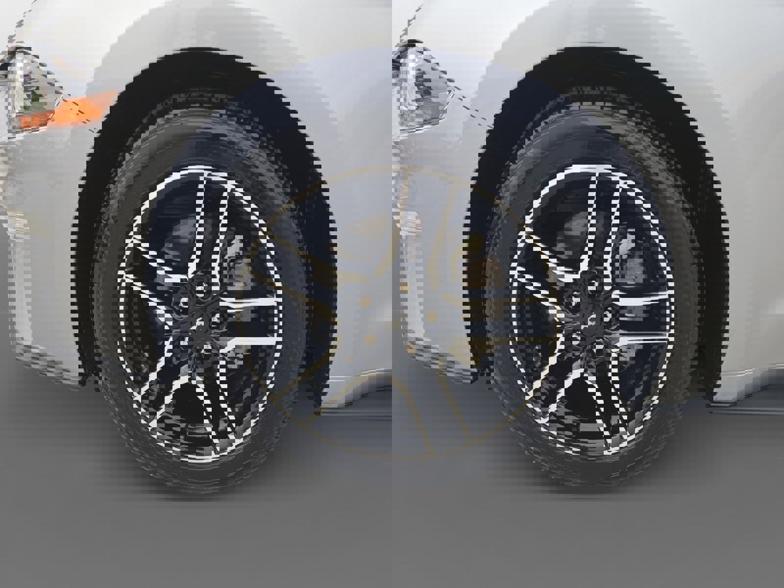 Used 2022 Ford Mustang Premium image 9