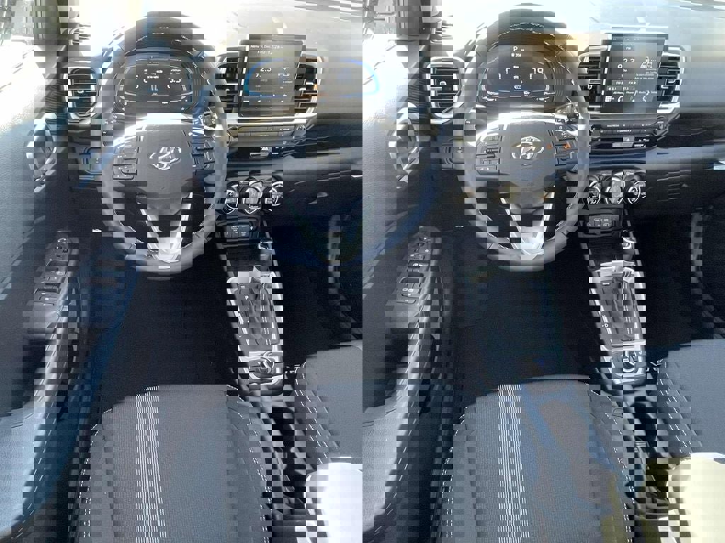 New 2026 Hyundai Venue SEL image 21