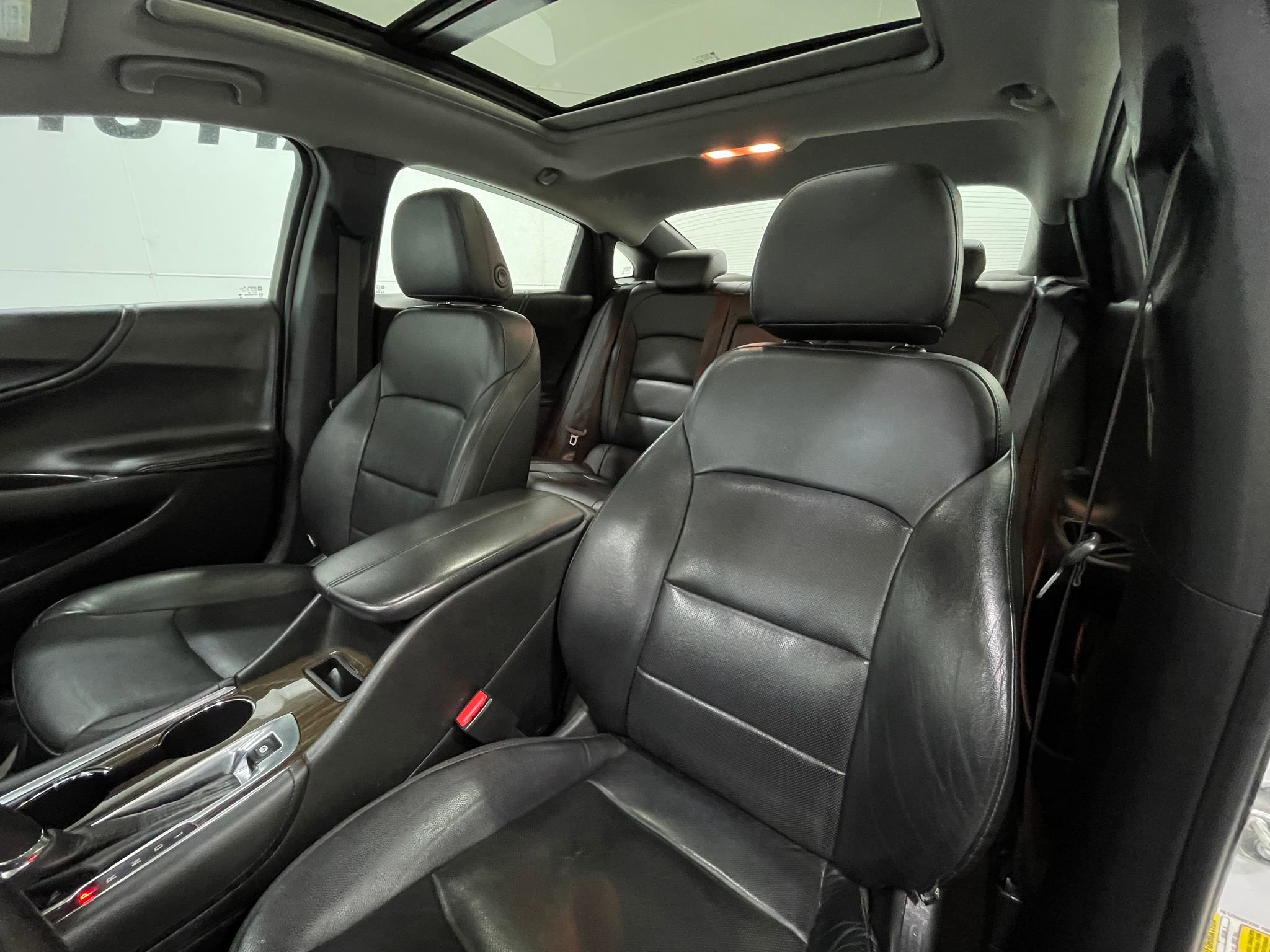 Used 2017 Chevrolet Malibu Premier w/ Premier Sun and Wheel Package image 14