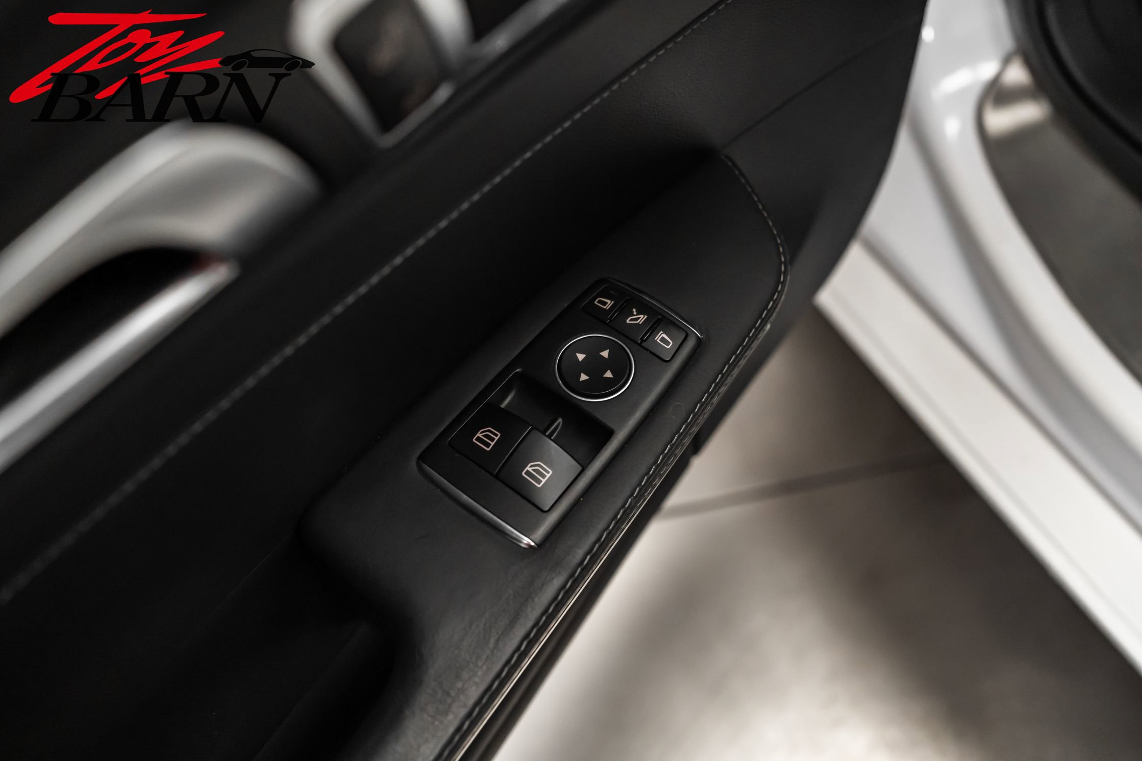 Used 2017 Mercedes-Benz AMG GT Base image 23