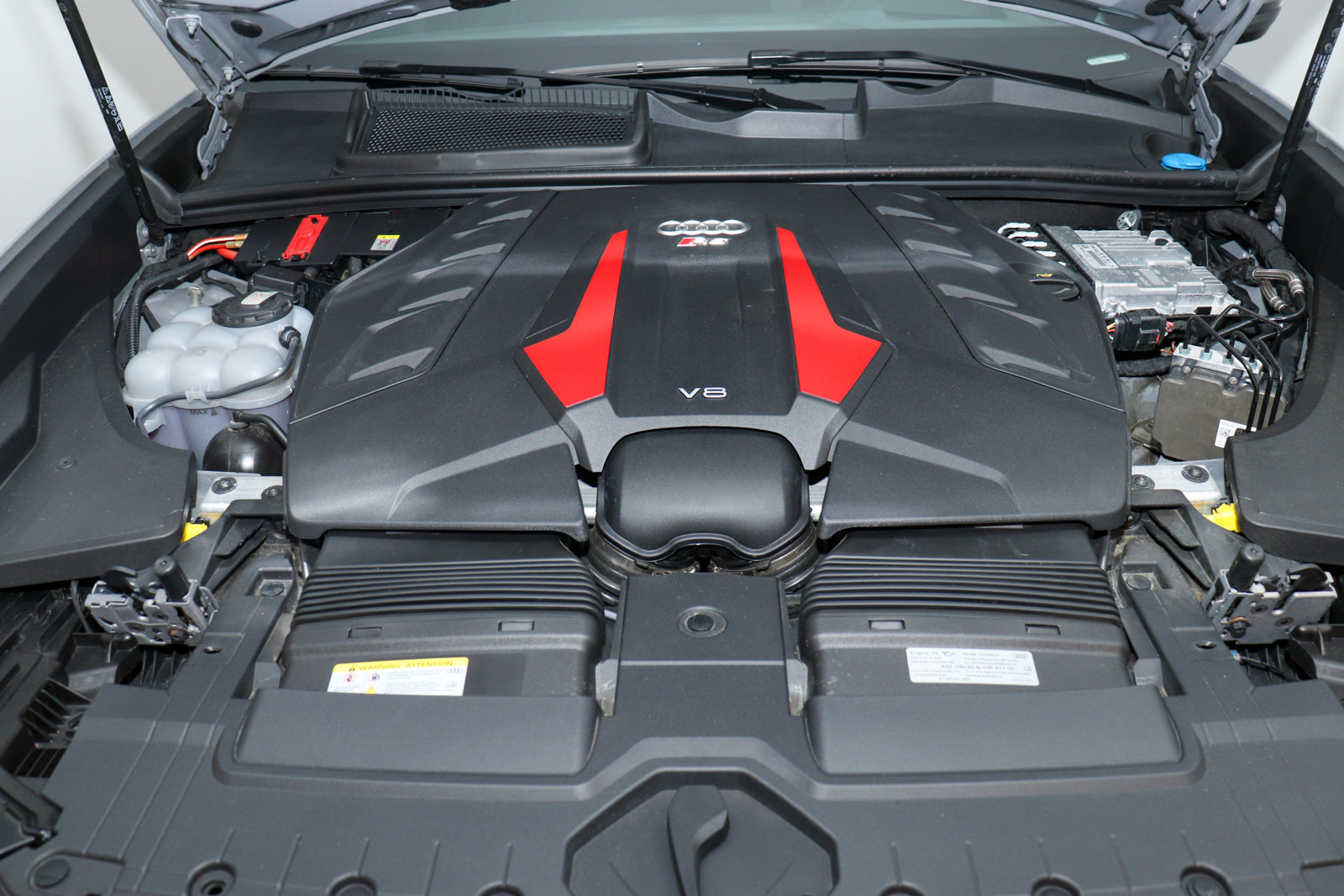 Used 2024 Audi RS Q8 image 34