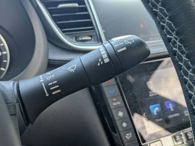 Used 2019 INFINITI QX50 Luxe w/ Navigation Package image 10