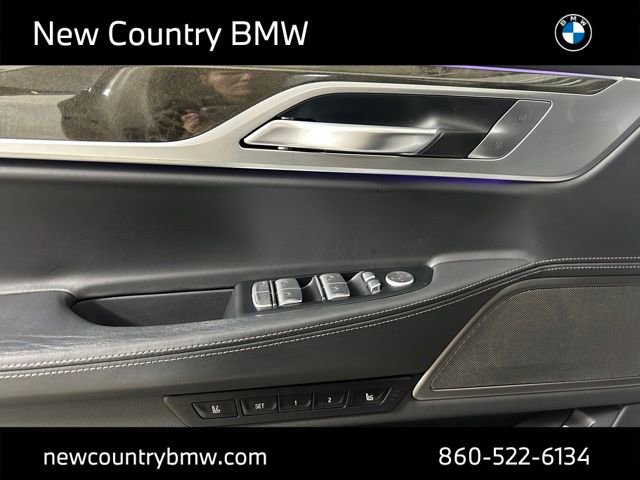Used 2019 BMW 740i xDrive w/ Executive Package image 12