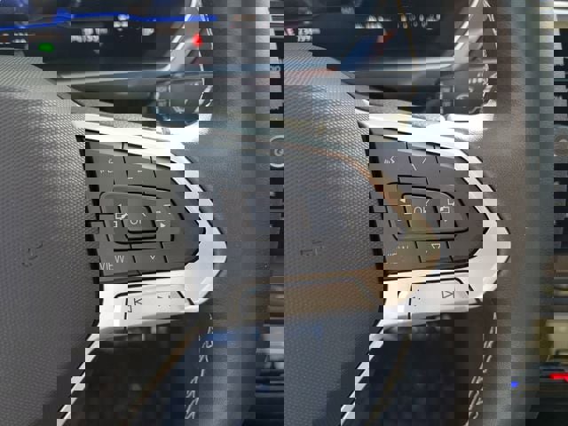 Certified 2024 Volkswagen Tiguan SE w/ Panoramic Sunroof Package image 22