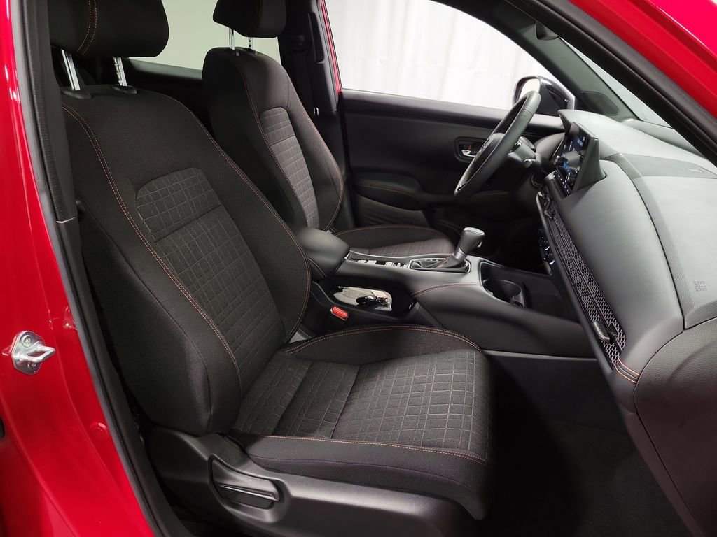 Used 2023 Honda HR-V Sport image 26
