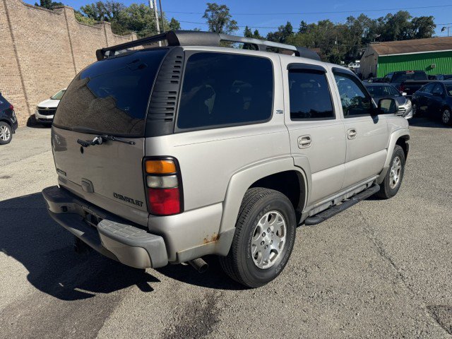 Used 2005 Chevrolet Tahoe Z71 w/ Preferred Equipment Group AWD/4WD image 3