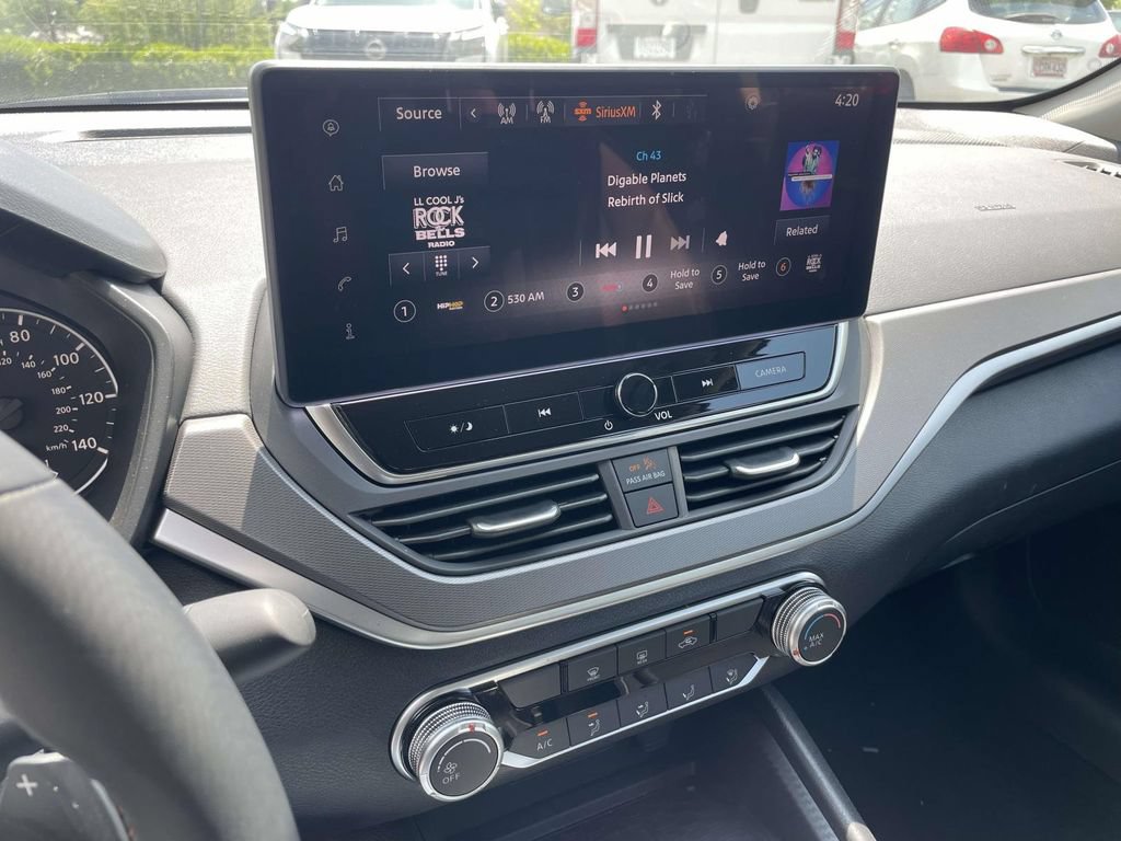 New 2026 Nissan Altima 2.5 SR FWD image 15
