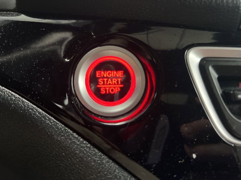 Used 2022 Honda Pilot Black Edition image 29