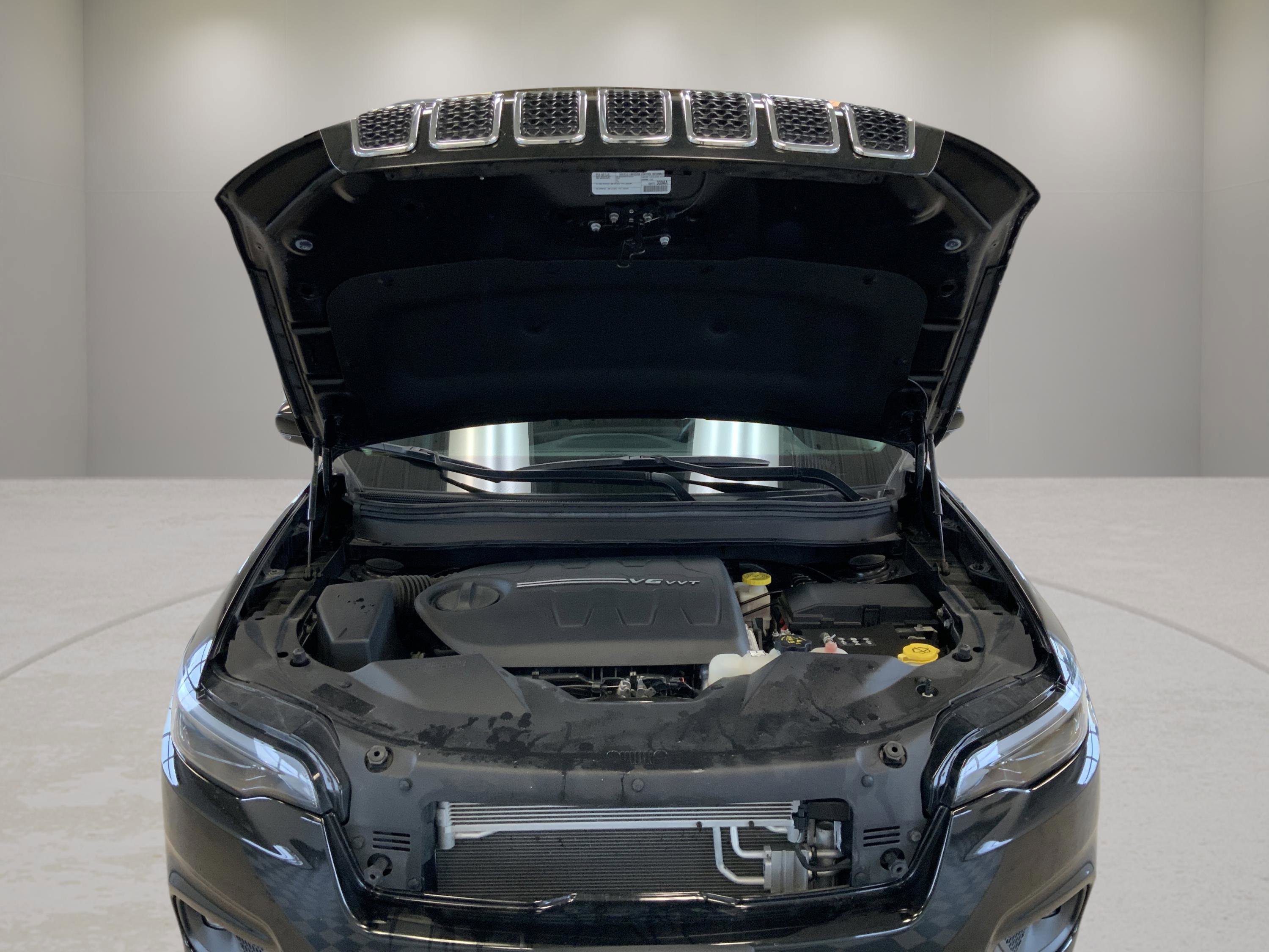 Used 2021 Jeep Cherokee Latitude Lux image 11