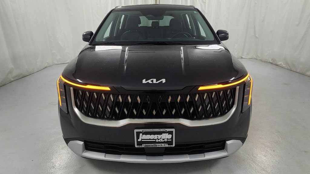 New 2026 Kia Carnival FWD image 8