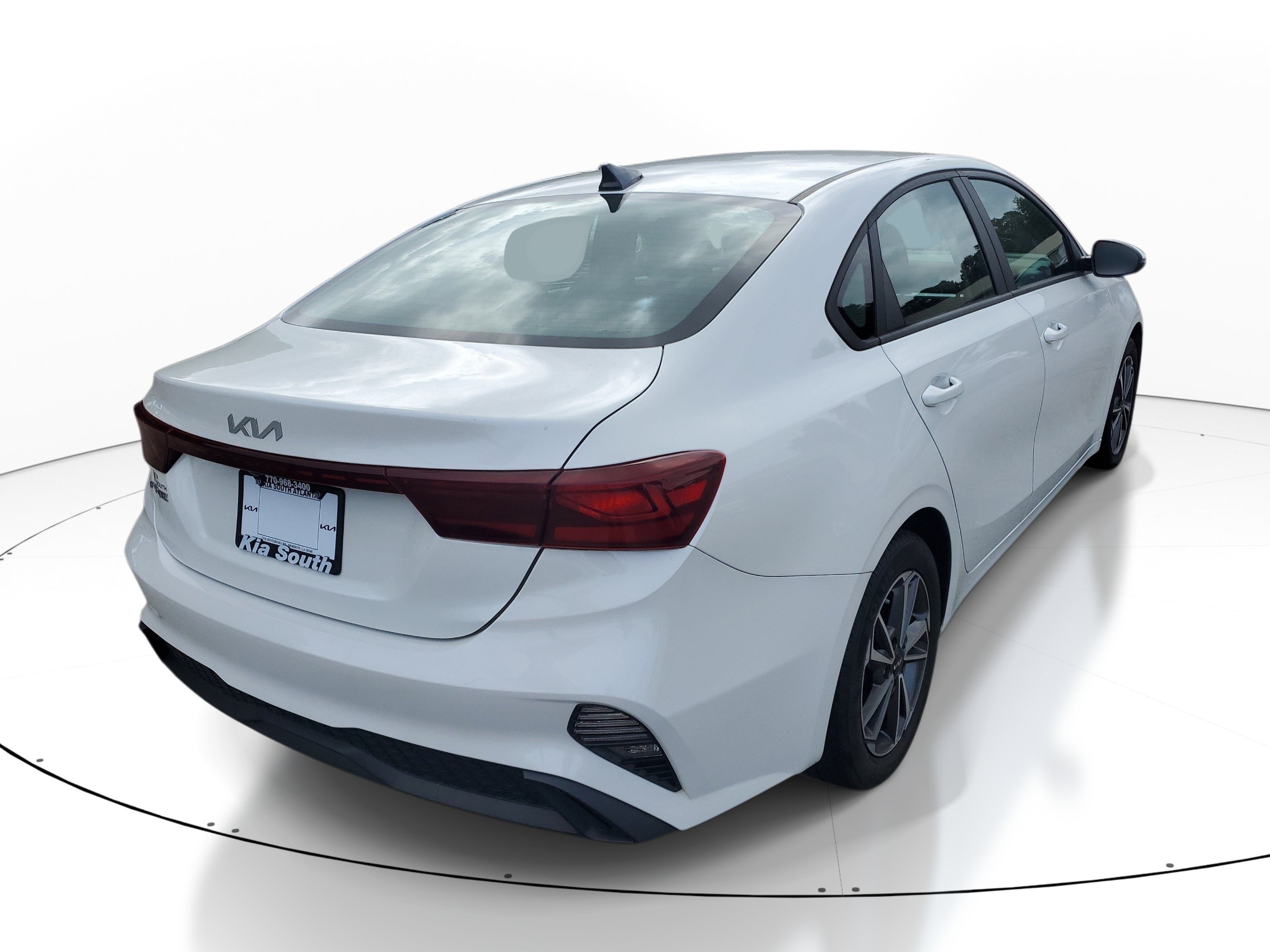 Certified 2022 Kia Forte LXS w/ LXS Technology Package FWD image 6