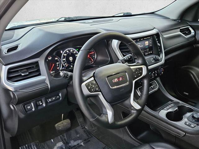 Used 2023 GMC Acadia SLT w/ Elevation Edition image 10