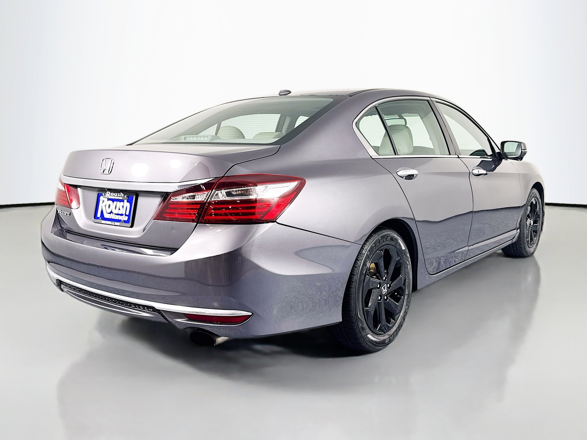 Used 2016 Honda Accord EX-L image 5