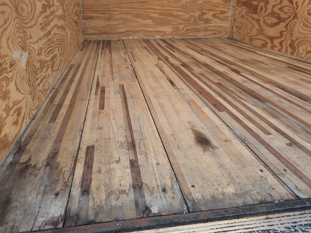 Used 2017 Mercedes-Benz Sprinter 3500 w/ Front Bench Seat Package image 10