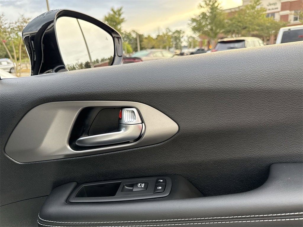 New 2026 Chrysler Pacifica Select image 27