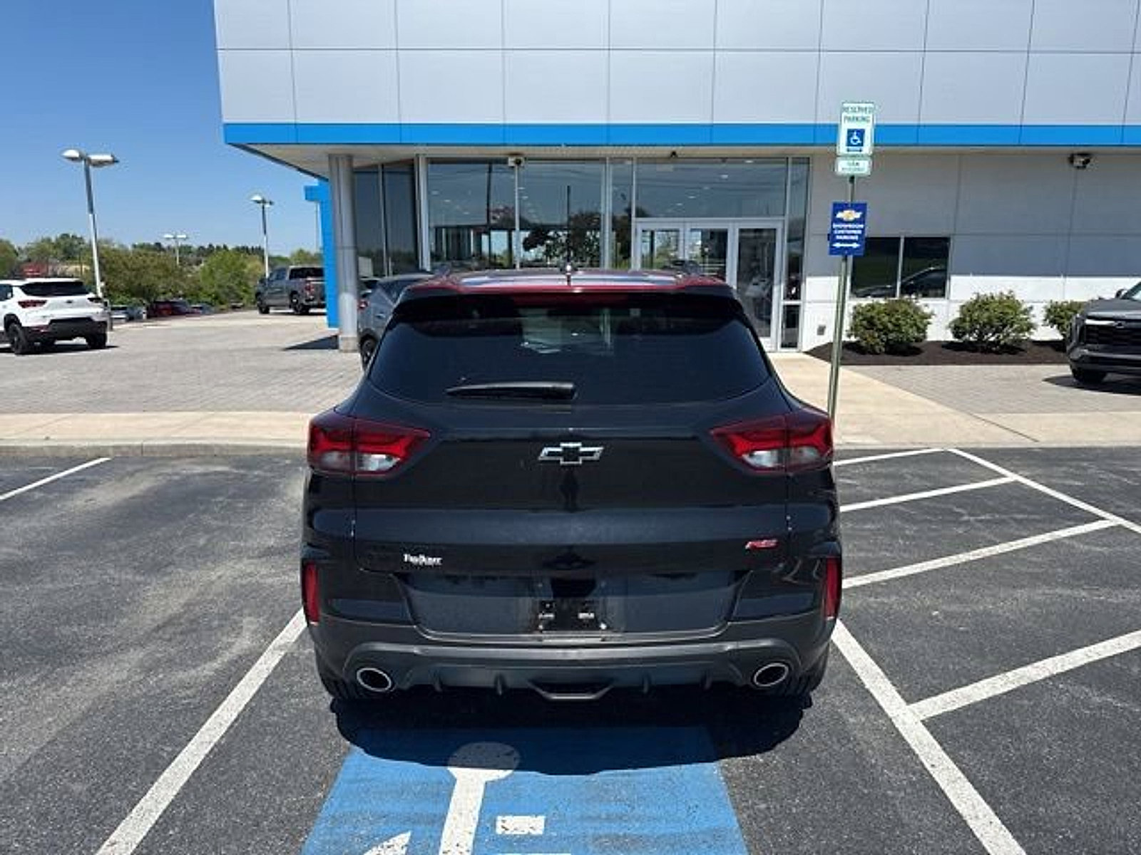 Used 2023 Chevrolet TrailBlazer RS w/ Convenience Package image 7