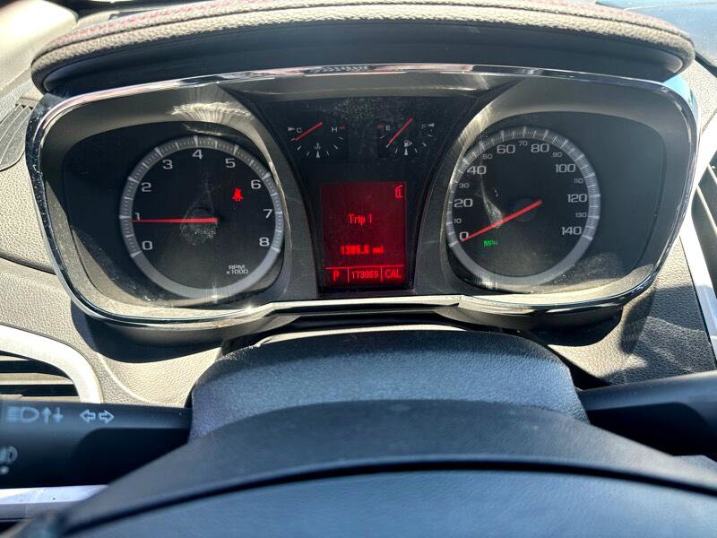 Used 2011 GMC Terrain SLE image 18