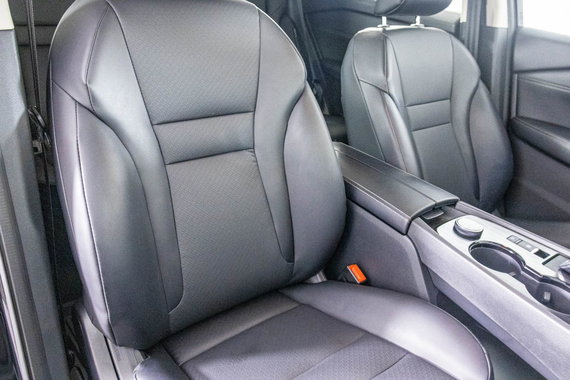 Used 2024 Nissan Rogue SV w/ SV Premium Package image 41