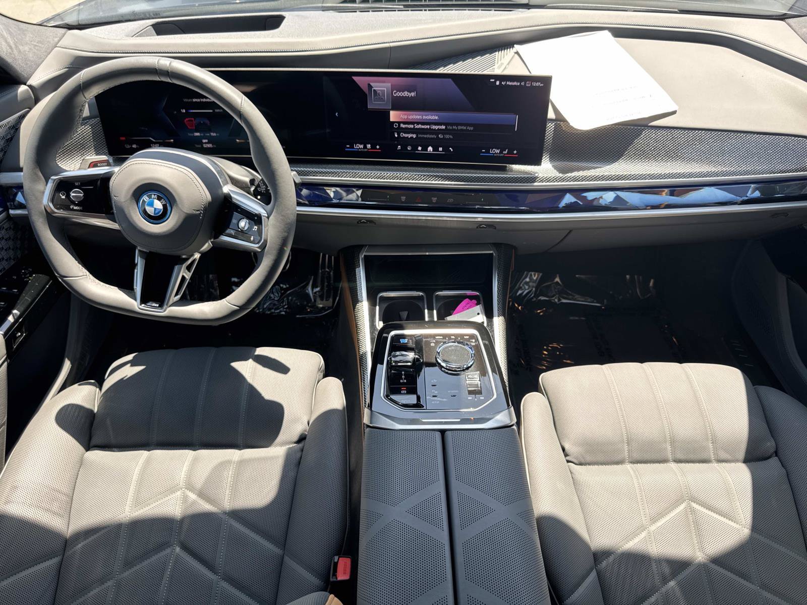 Used 2026 BMW i7 xDrive60 w/ Executive Package AWD/4WD image 9
