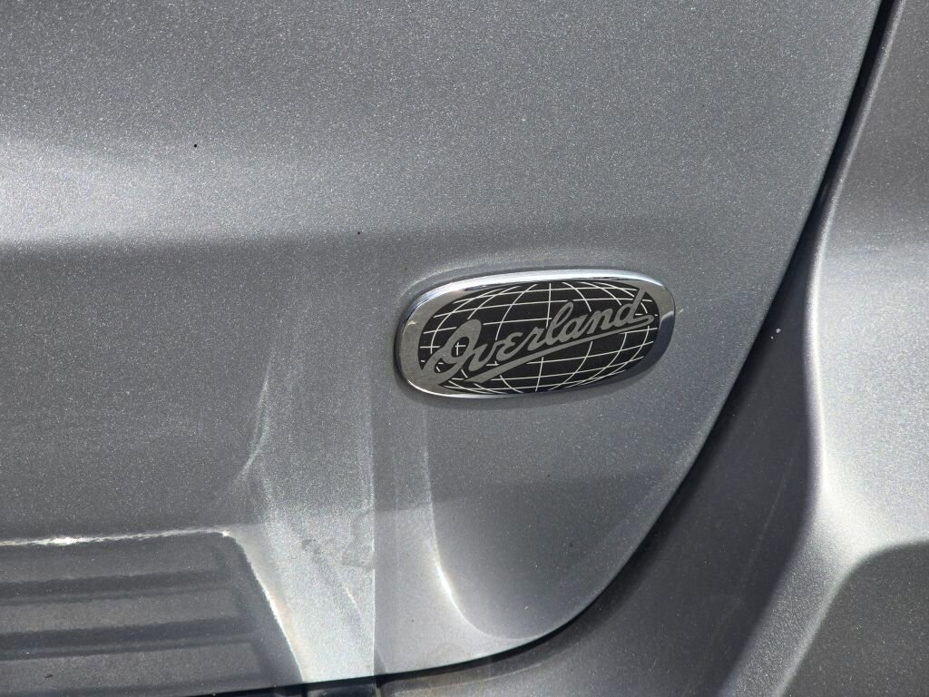 Used 2020 Jeep Grand Cherokee Overland image 14