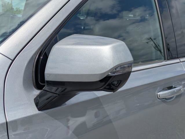 New 2026 Chevrolet Suburban High Country image 13