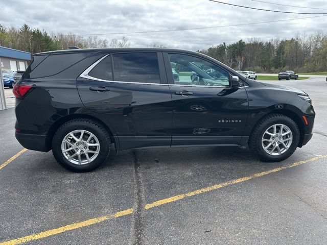 Used 2024 Chevrolet Equinox LT AWD/4WD image 9