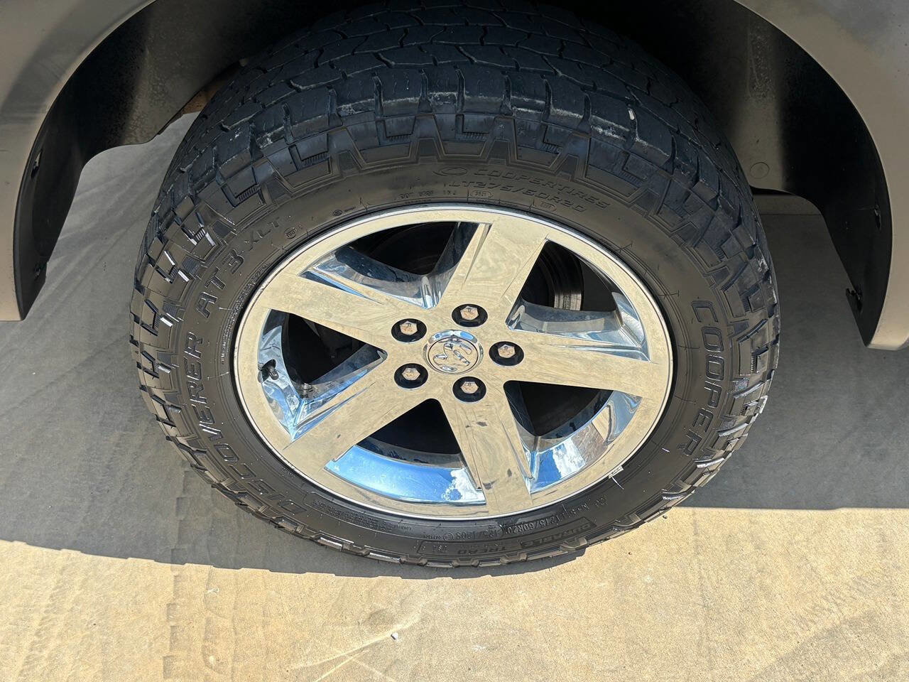 Used 2015 RAM 1500 Express image 13