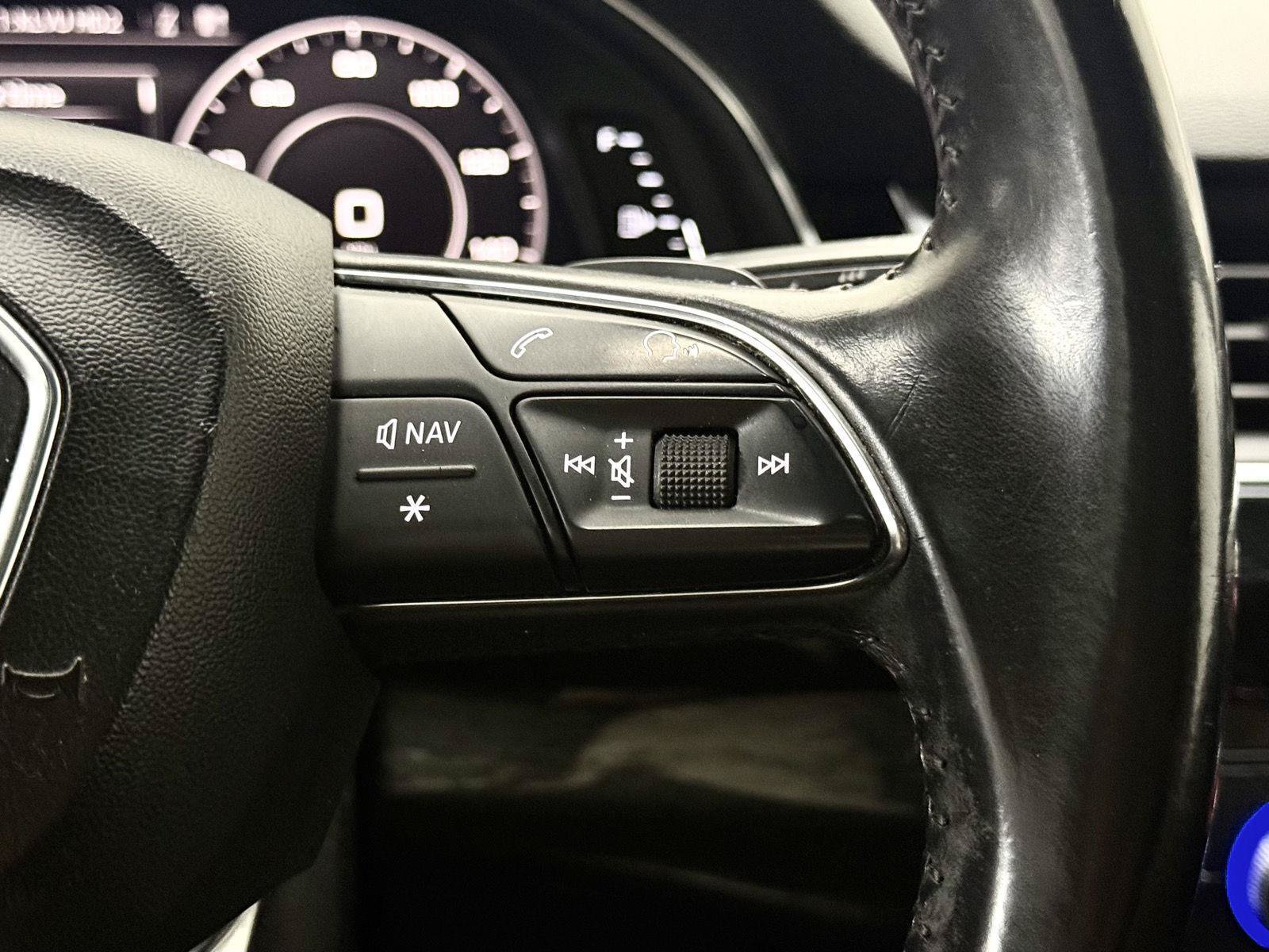 Used 2017 Audi Q7 3.0T Premium Plus AWD/4WD image 22