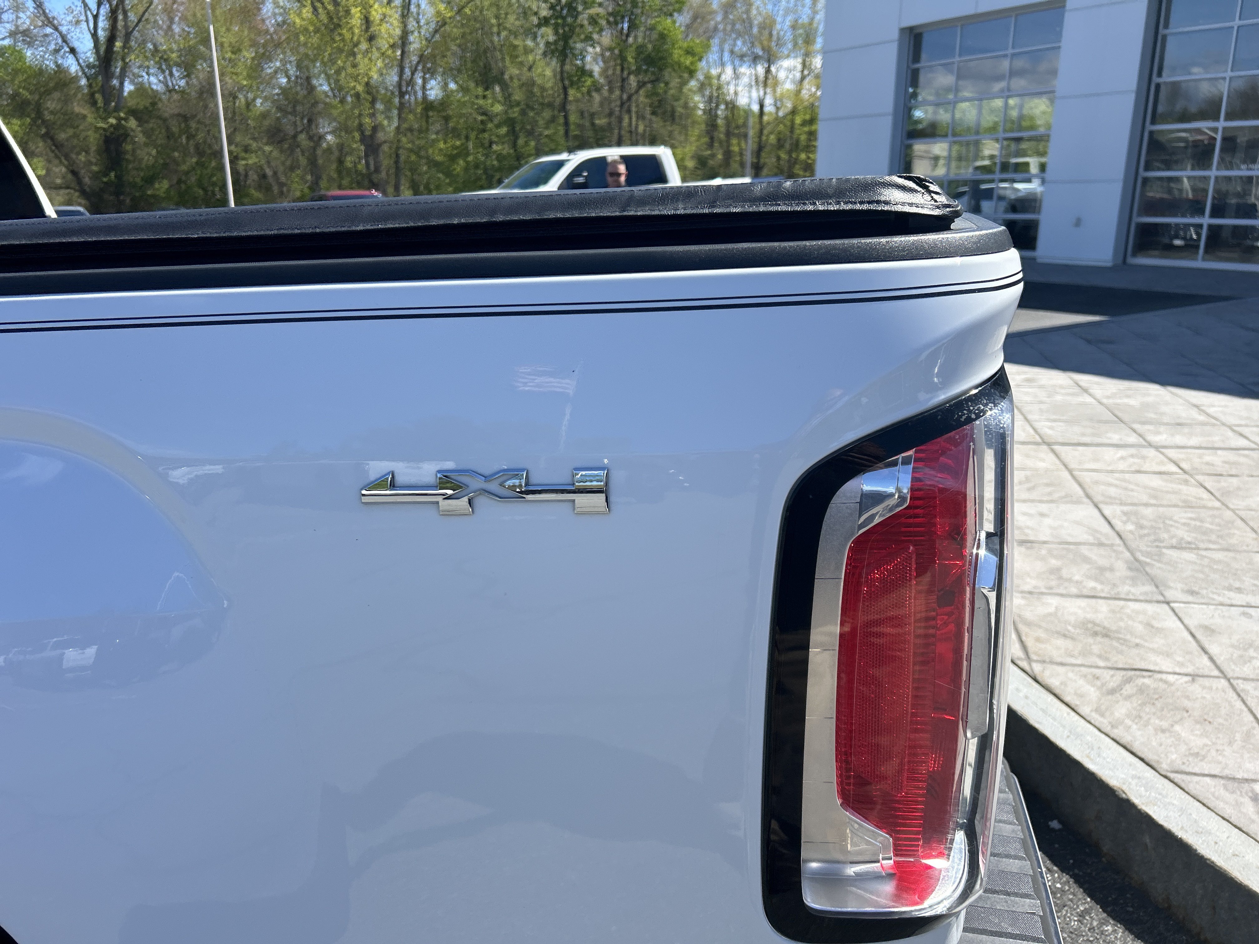 Used 2017 GMC Canyon SLE w/ SLE Convenience Package AWD/4WD image 6