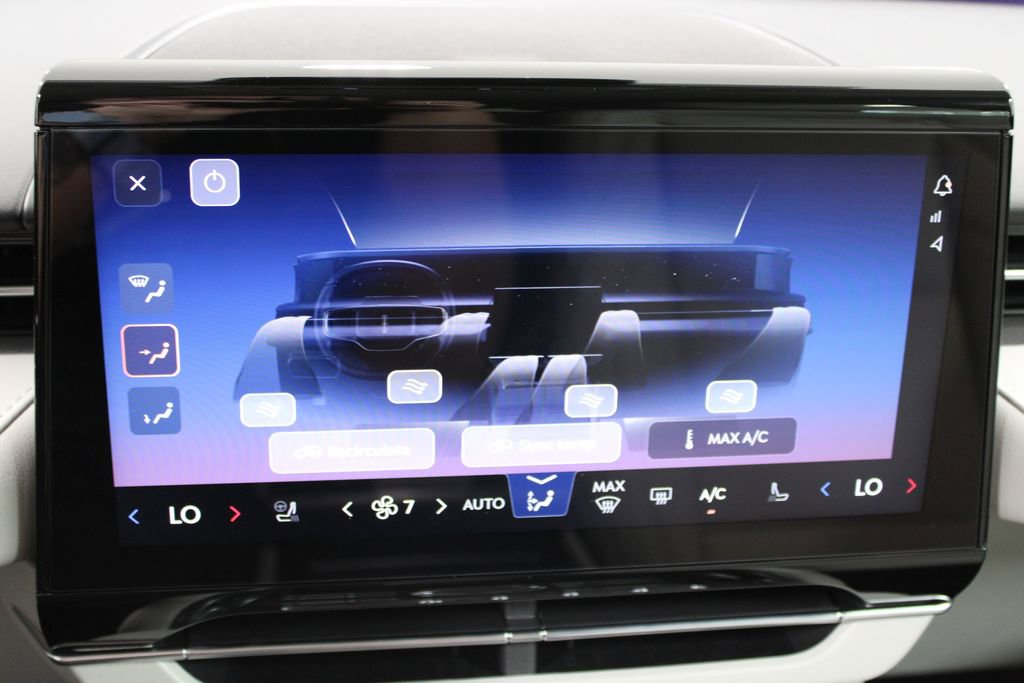 New 2026 Lincoln Nautilus Premier image 48