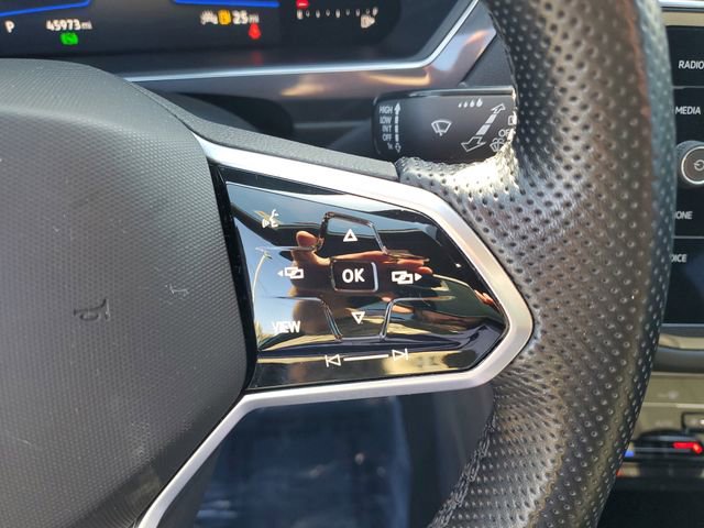 Certified 2023 Volkswagen Tiguan SE R-Line image 20