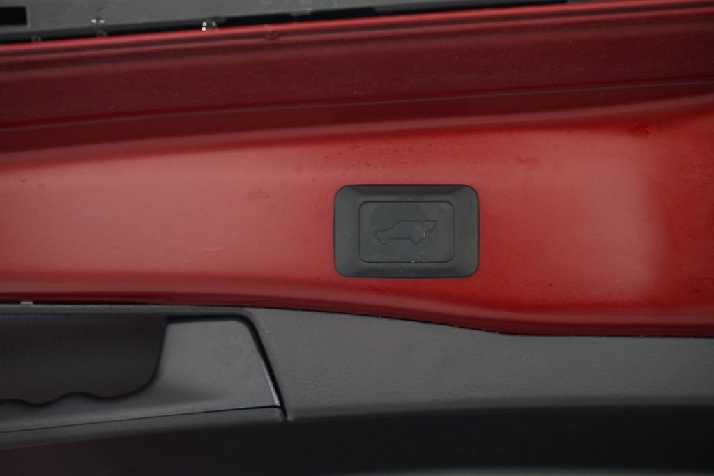 Used 2024 Toyota RAV4 Limited image 36