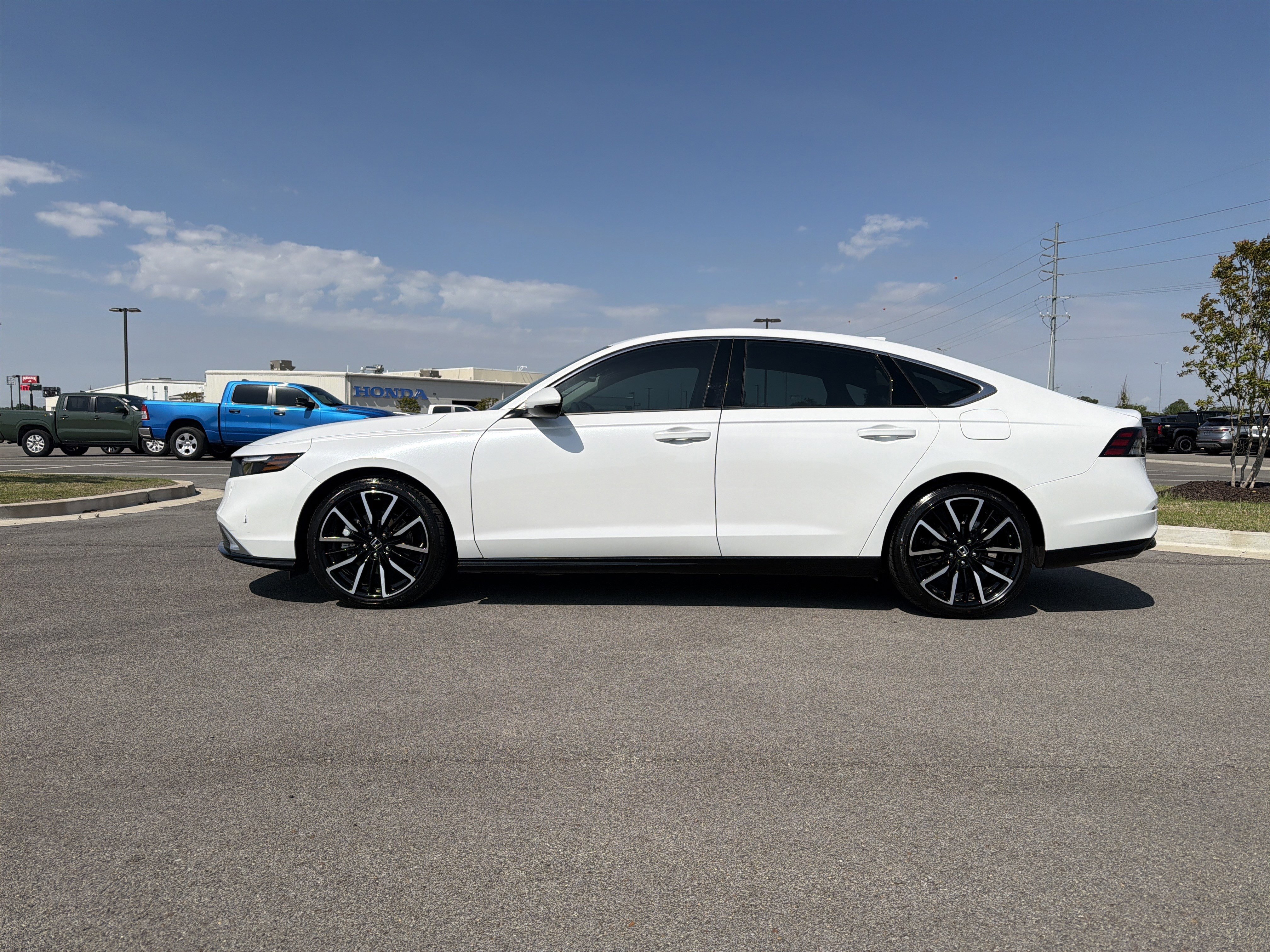 Certified 2025 Honda Accord Touring image 2