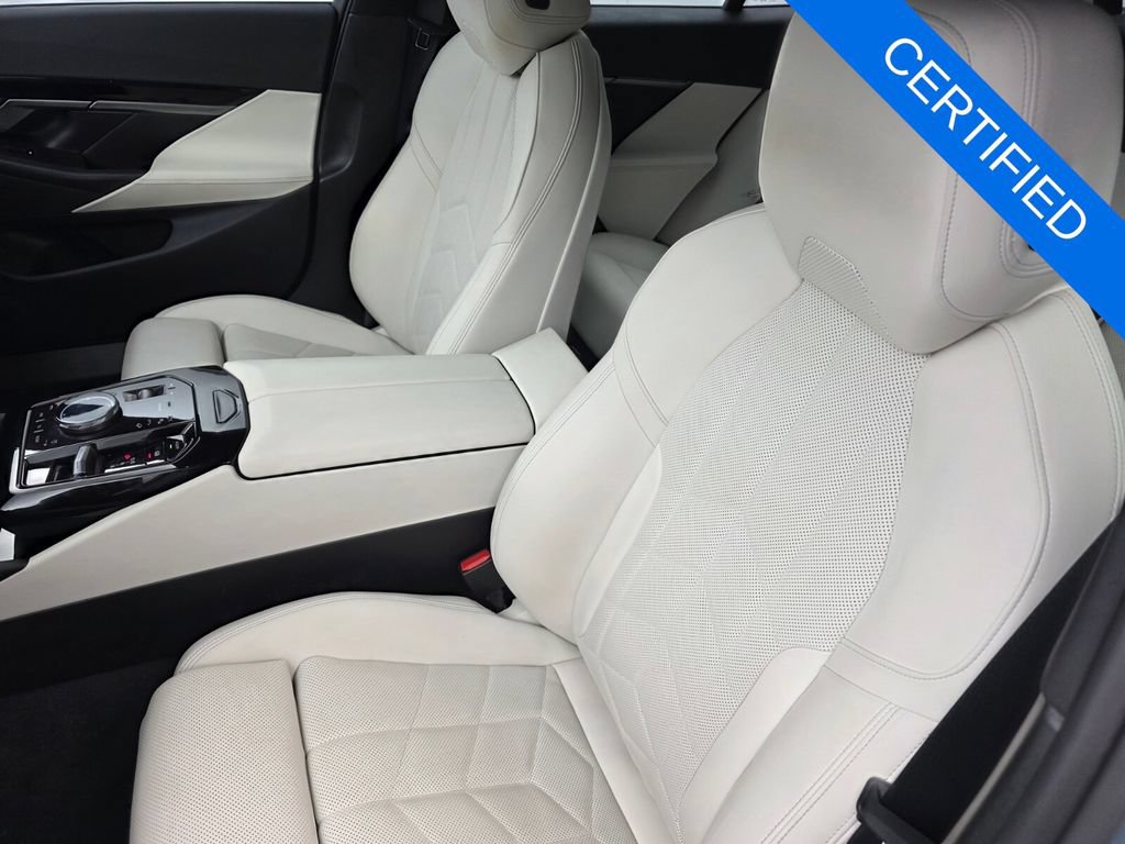 Certified 2024 BMW 530i w/ M Sport Package RWD image 10