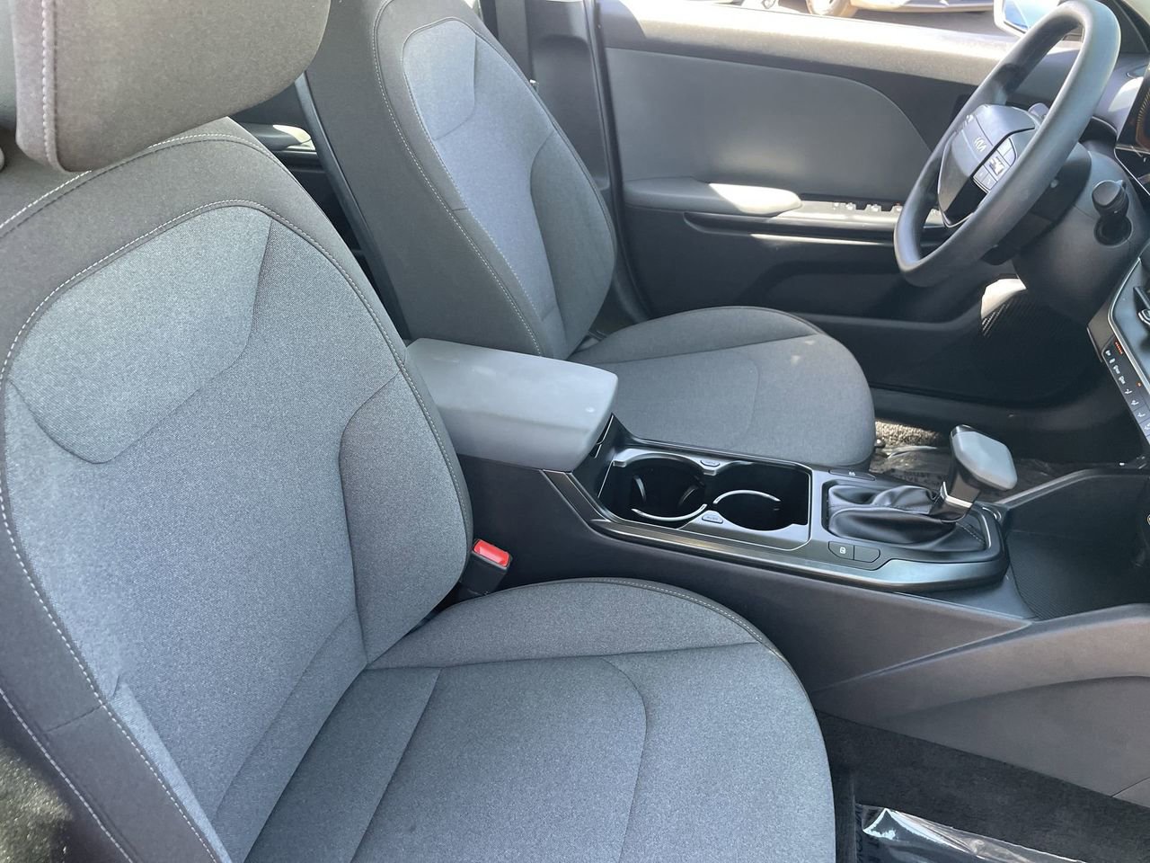 Certified 2025 Kia K4 FWD image 10