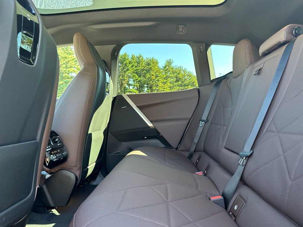 New 2026 BMW iX xDrive45 image 21