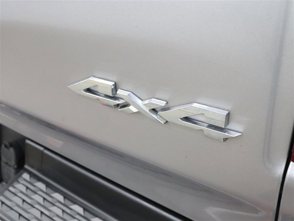 Used 2021 RAM 1500 Laramie AWD/4WD image 9
