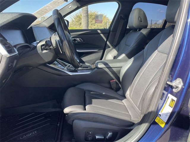 Used 2019 BMW 330i Sedan w/ Premium Package image 19