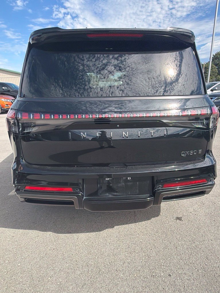 Used 2025 INFINITI QX80 Autograph w/ Premium Cargo Package AWD/4WD image 5