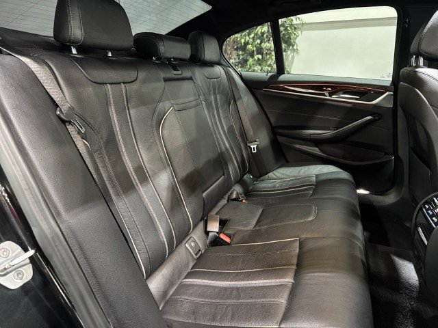 Used 2017 BMW 530i RWD image 50