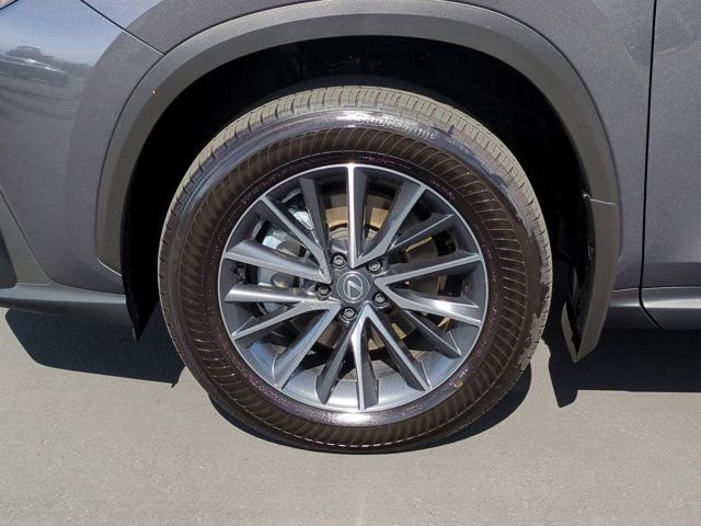 Used 2025 Lexus NX 250 FWD w/ Accessory Package (2T) image 9