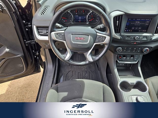 Used 2021 GMC Terrain SLE w/ LPO, Floor Liner Package AWD/4WD image 3