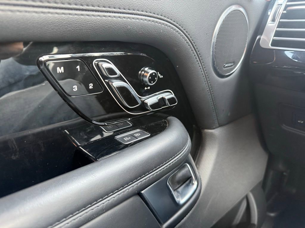 Used 2021 Land Rover Range Rover P525 Westminster Edition LWB image 7